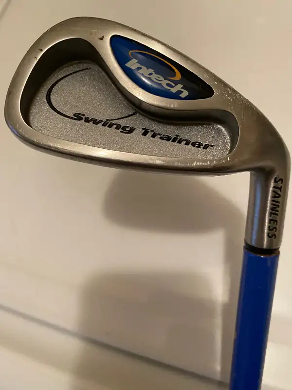 Intech 8 Iron Golf Swing Trainer Right Handed 48oz 35" in Hobbies & Crafts in Oakville / Halton Region - Image 2