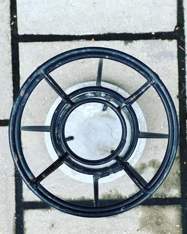 PLANT SUPPORT  WROUGHT IRON & CONCRETE  INDUSTRIAL PLANT HOLDER62863733581059124
