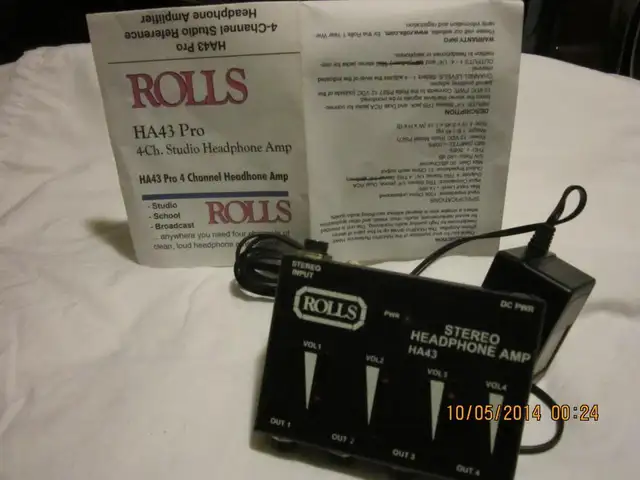 4 channel headphone amp in Pro Audio & Recording Equipment in Kawartha Lakes - Image 3