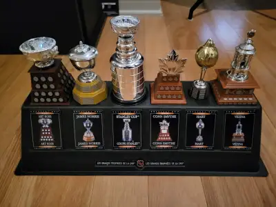 Grand Trophée Vintage 1994 – 37 Cm – Vert – Coupe élégante
