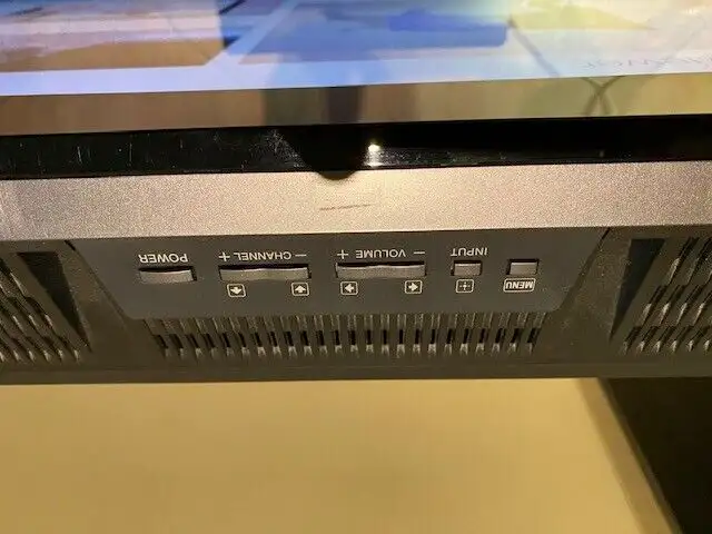Sony KDL-46SL140 46- inch for sale in TVs in Markham / York Region - Image 4