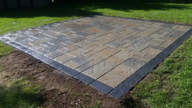 INTERLOCKING PATIOS WALKWAYS STEPS EXTENTED DRIVEWAYS504926255301928961