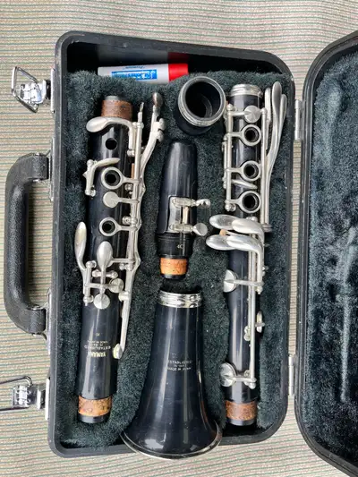 YAMAHA CLARINET. Mint condition. Comes with case and mouthpiece, View more