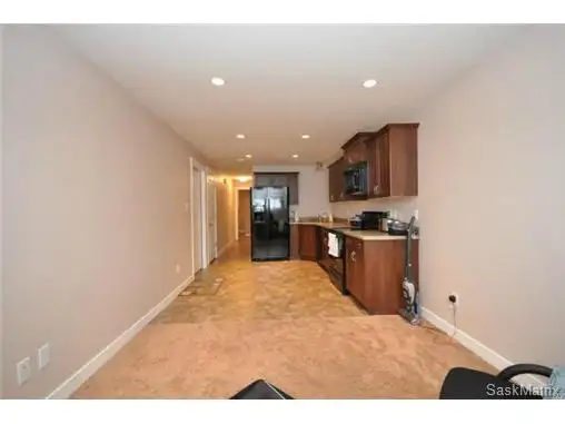 2 Bedroom Harbour Landing Basement Duplex in Long Term Rentals in Regina - Image 4
