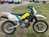 Suzuki drz400