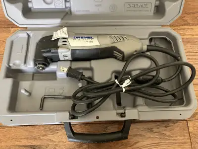 Dremel Multi-Max Rotary Multi Tool F013MM2000, No Accesories, Tool and Case Only. This Dremel Rotary...