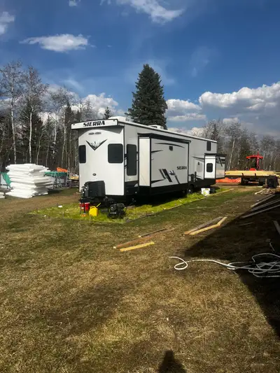 I'm selling a like new 2023 Sierra 399 Loft destination trailer, perfect for family camping or seaso...