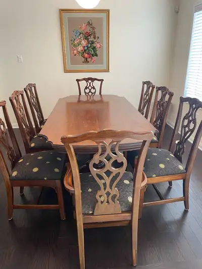 Elegant 8 seater mahogany dining set including china cabinet, View more