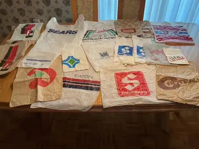 VINTAGE SACS STEINBERG,DOMINION,SIMPSONS, AVON,EATON,PASCALSEARS, View more