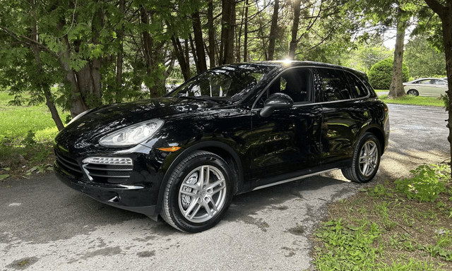 Porsche Cayenne S 2013 – AWD, 3.6L Turbo, toit pano, cuir dans Autos et camions  à Laval/Rive Nord