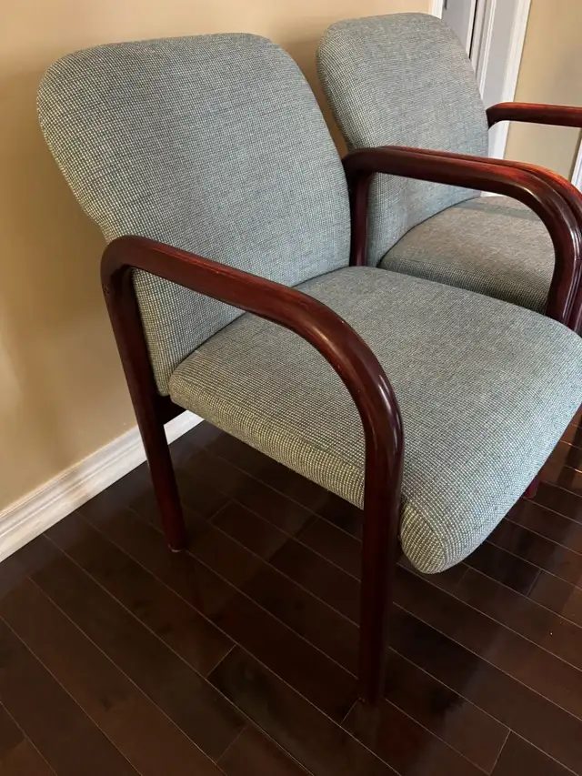Office Chairs in Chairs & Recliners in Markham / York Region - Image 3
