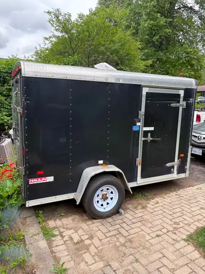 Selling for my father-in-law; Enclosed cargo trailer for sale- 5000$ OBO, roof ventilation, side and...
