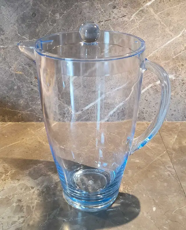 Large Plastic Pitcher632347279686431215