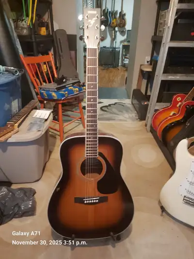 Yamaha FG-423S TBS Guitar, View more