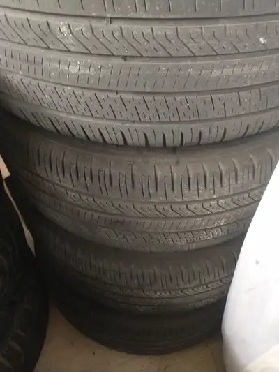 USED , excellent condition all season tires (M+S) PIRELLI 245/45R19 245/45/19 great tires, feel fast...