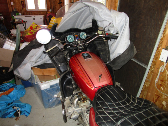 1975 GOLDWING FOR SALE in Touring in Owen Sound - Image 2