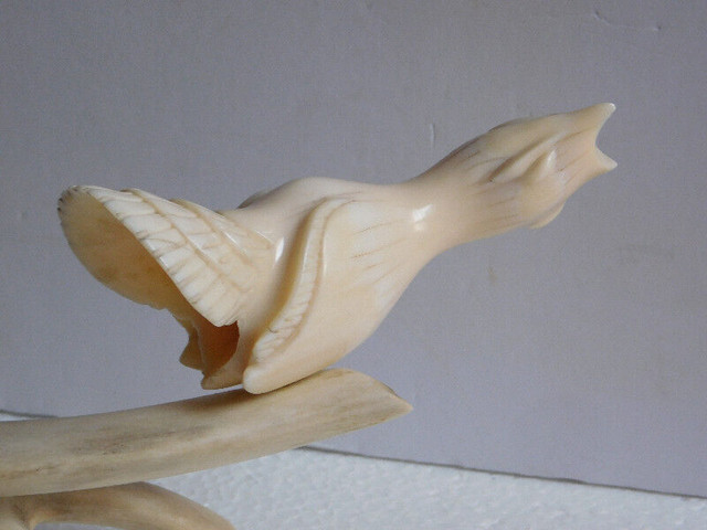 Vintage Inuit ivory carving "Bird on Branch" by Inuit artist in Arts & Collectibles in City of Toronto - Image 2