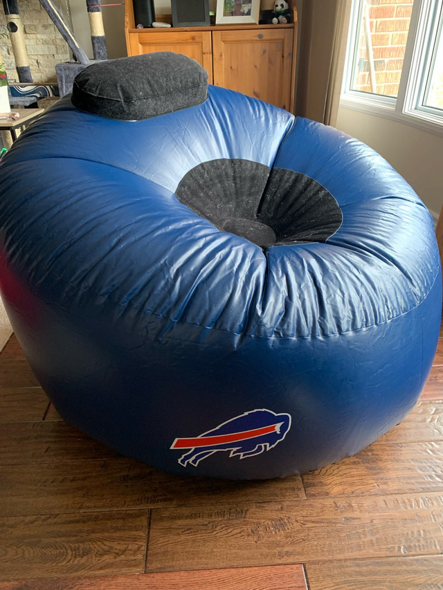 Buffalo Bills inflatable chair in Football in Oshawa / Durham Region - Image 2
