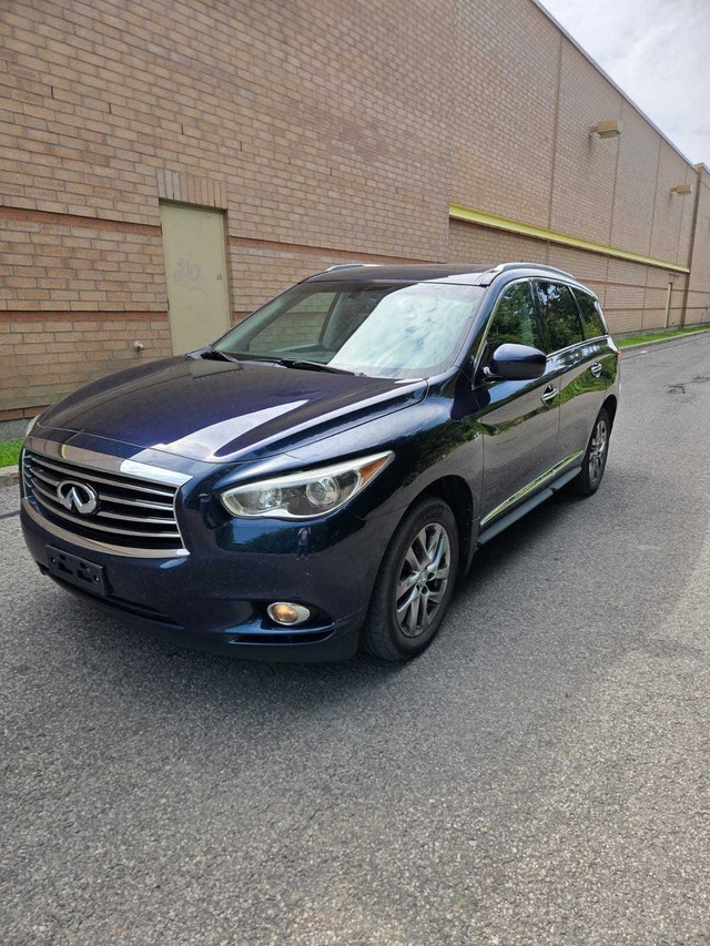 Infinity Qx60 ( 7 passagers ) — photo 4