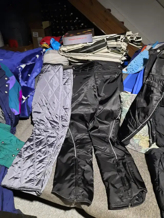 Leather jacket in Women's - Tops & Outerwear in Ottawa - Image 10