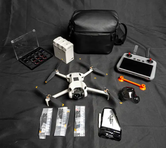 DJI Mini 4 Pro Fly More Combo (DJI RC 2 Controller) — Like New
