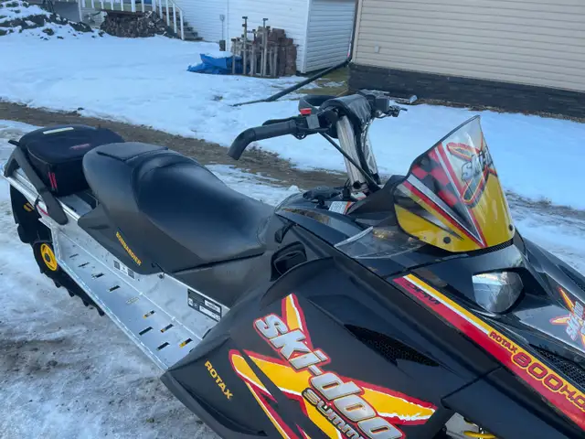 Skidoo Summit X 800 HO 144" track 2" ReverseTarpTunnel bag in Snowmobiles Parts, Trailers & Accessories in Strathcona County - Image 2