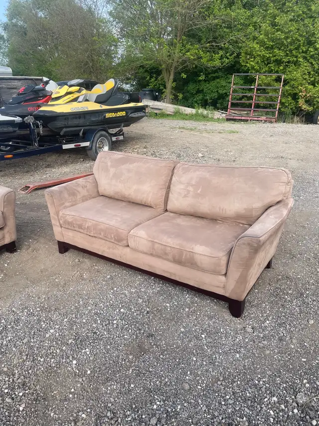 *FREE DELIVERY* Sklar Peppler Sofa & Loveseat62864365397250122
