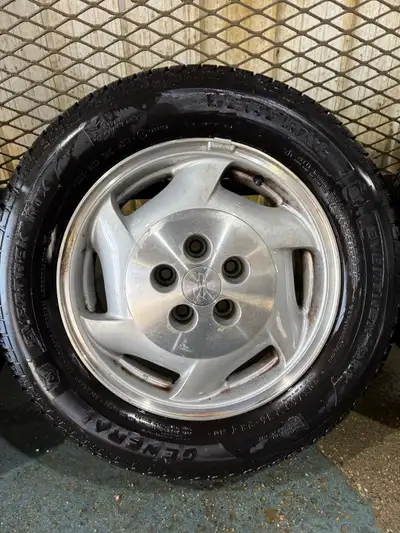 225/60R60 Almost new, less then 1000km, General Evertrek RTX on Chevrolet aluminum rims. 16x6.5, 5x1...
