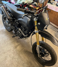 200cc enduro motorcycle