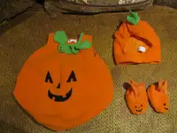 PUMPKIN HALLOWEEN COSTUME FOR TODDLERS/INFANTS 12 MO.