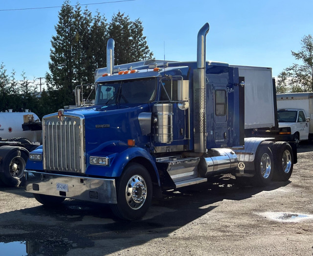 Kenworth W900 - Financing Available for all trucks in Heavy Trucks in Grande Prairie