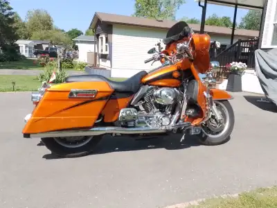 For sale: Harley Davidson Eletroglide in excellent condition. Newer custom paint and motor work. Own...