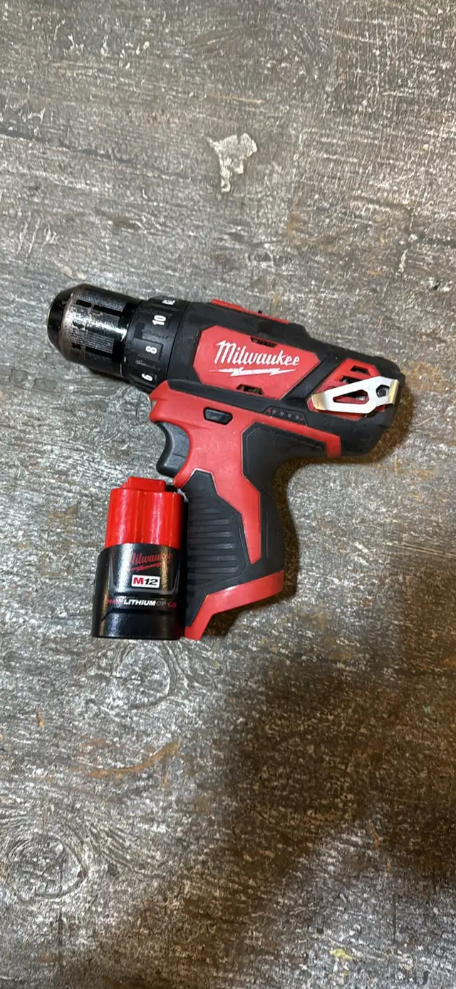 Milwaukee M12 Drill battery  included  in Power Tools in London - Image 2