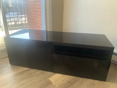 Tv Stand is pristine condition like new offer is for one unit is interested in the two you could get...