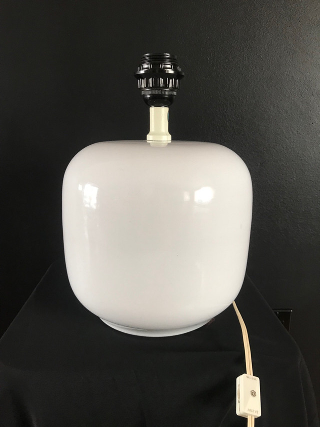 Lampe Underwriters Laboratories Rétro Vintage dans Art et objets de collection  à Longueuil/Rive Sud