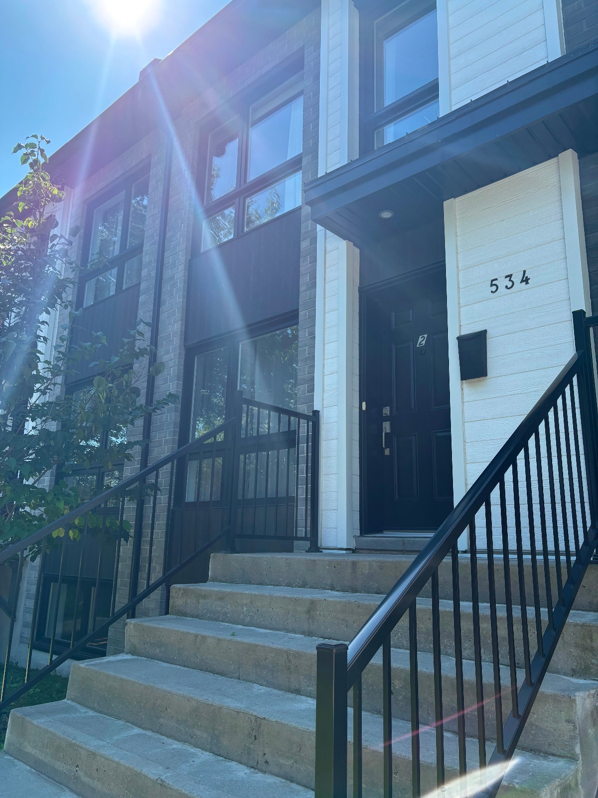 3 ½ style condo à louer – Pointe-aux-Trembles — photo 1