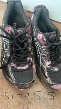 Asics Camo, Hiking Shoes - Size 5,5