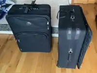 2 grandes valises dimensions:  34x24x12 pcs 