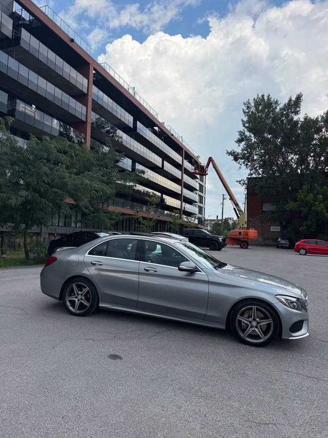 Mercedes-Benz C300 4MATIC 2015 – AMG Package — photo 2
