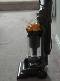 Dyson DC33 upright vacuum