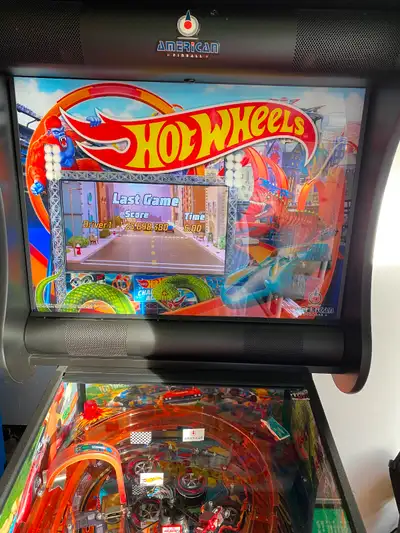 Selling a pristine HUO Hot Wheels Deluxe Pinball Machine. Mint condition and everything works as it...
