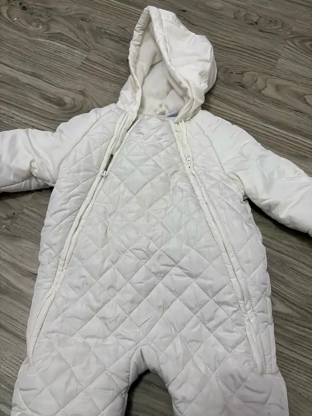 Children’s place toddler snow suit vêtements d’hiver enfants  in Kids & Youth in City of Montréal - Image 4