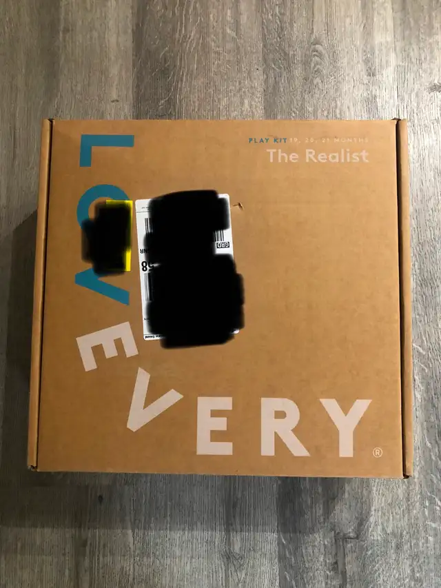 Lovevery The Realist Play Kit (19,20,21 mths) in Toys in City of Toronto - Image 6