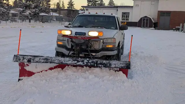 Concrete and Snow Removal533461909500088321