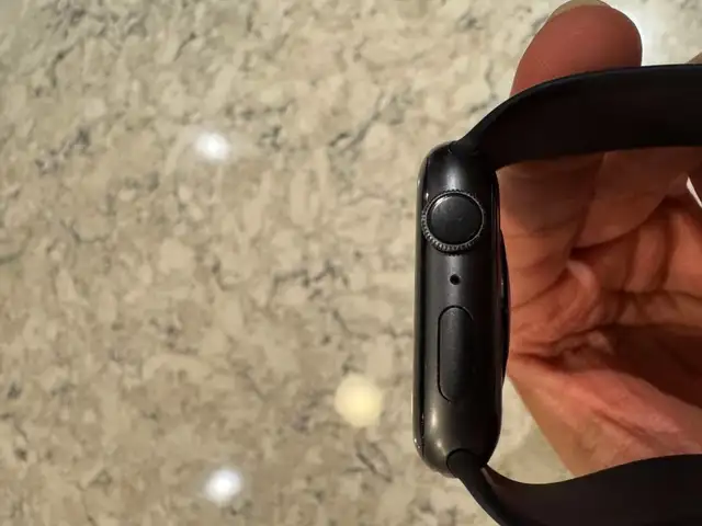 Apple Watch Series 4 GPS - 44 m - Space Grey Aluminum Case62854390802434123
