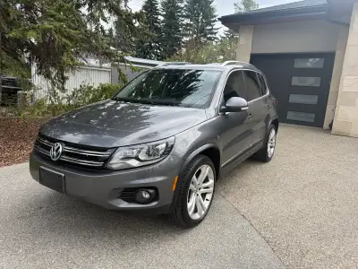 2012 Volkswagen Tiguan S Only 169,000 KM! Very clean and well-maintained SUV. Mature owner, non-smok...