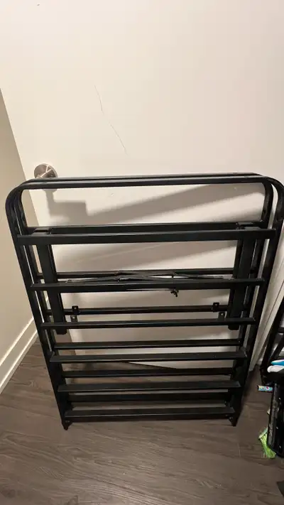 Twin bed frame. I’ve got two of them. Can help with delivery for nearby area.