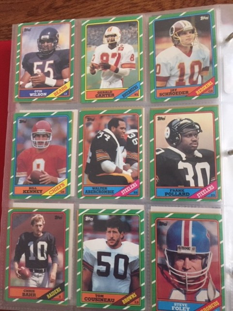 Lot of 44 1986 Topps football cards in Arts & Collectibles in City of Toronto - Image 2