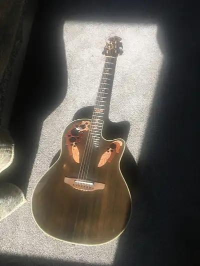 Ovation Collectors Series 1984, View more