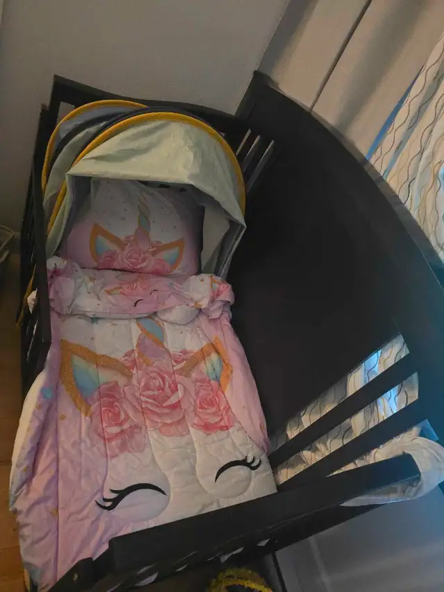 Lit enfant et matelas 200$ in Other in Longueuil / South Shore - Image 3